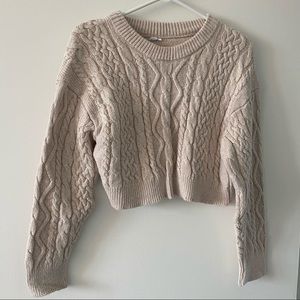 cable knit cropped sweater crewneck